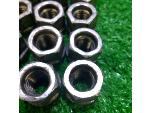 Honda
Genuine
Through nut
16 set