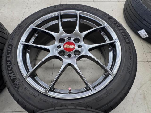 A must-see for AURA owners!!
BBS
RF (RF 500)
+
MICHELIN
PILOTSPORT4
 fitting free 