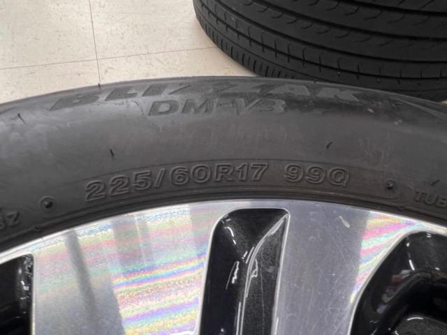 スバル XV純正ホイール+BRIDGESTONE BLIZZAK DM-V3