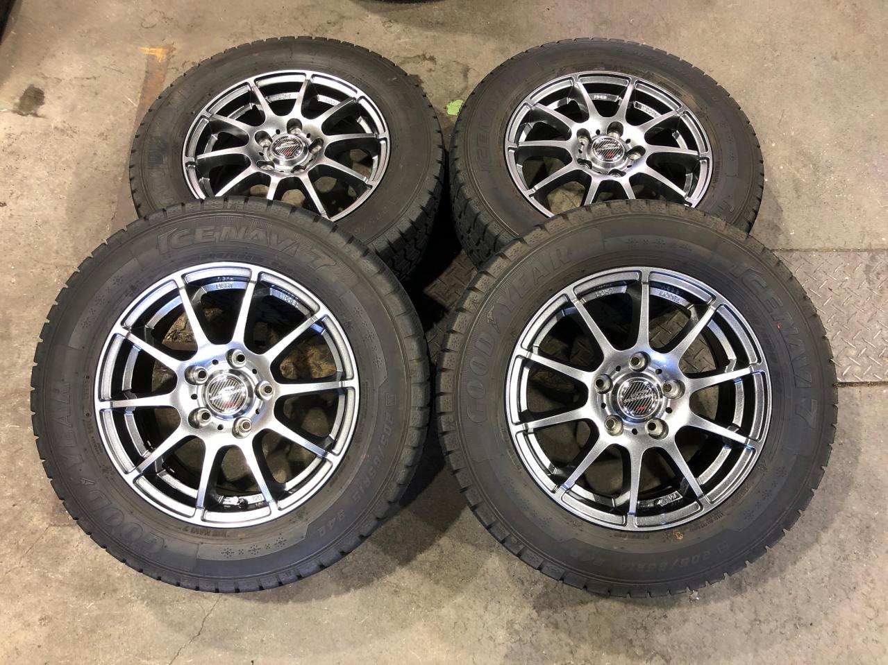 A-TECH
SCHNEIDER
StaX
+
GOODYEAR
ICENAVI 7