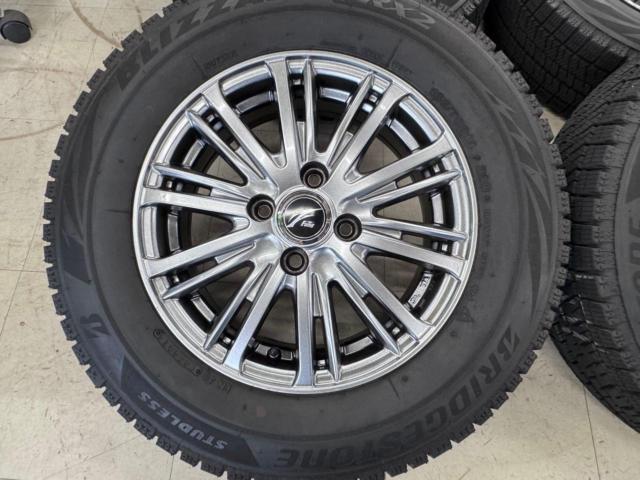 weds Fang スポークホイール + BRIDGESTONE BLIZZAK VRX2