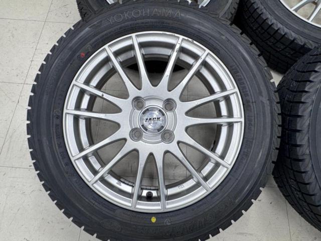 Includes unused studless tires (Japan)
SANYO
ZACK
JP-104
+
YOKOHAMA
iceGUARD
iG52C
