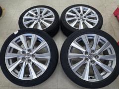 Toyota
SAI original wheel
+
GOODYEAR
EAGLE
LS
exe