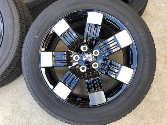 Mitsubishi
Delica D: 5
P-grade genuine wheels + YOKOHAMA
GEOLANDAR
SUV
G055
