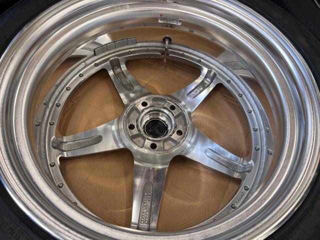 WORK
GNOSIS
CVF
Composite Buff Brushed PBU
+
NITTO
NT421Q