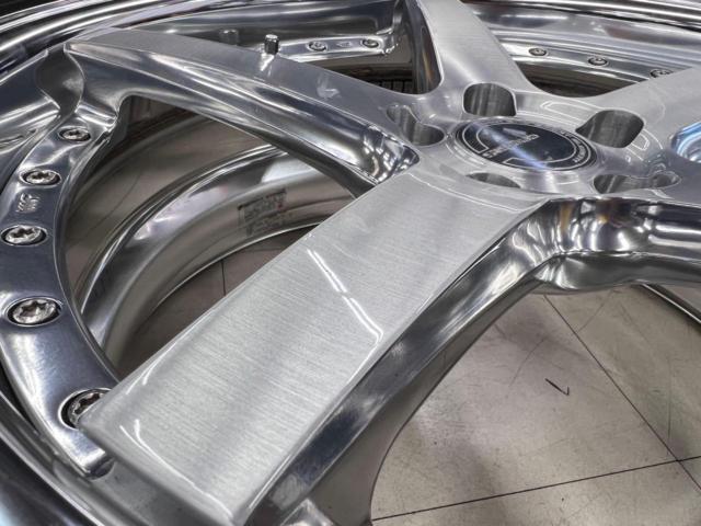 WORK
GNOSIS
CVF
Composite Buff Brushed PBU
+
NITTO
NT421Q