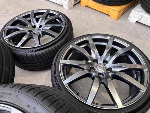 Fairlady Z size!!!! Nissan
R35 / GT-R
Medium-term original wheel
+
MICHELIN
PILOTSPORT5
+
FALKEN
AZENIS
FK 510