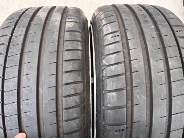 Fairlady Z size!!!! Nissan
R35 / GT-R
Medium-term original wheel
+
MICHELIN
PILOTSPORT5
+
FALKEN
AZENIS
FK 510