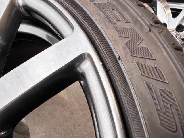 Fairlady Z size!!!! Nissan
R35 / GT-R
Medium-term original wheel
+
MICHELIN
PILOTSPORT5
+
FALKEN
AZENIS
FK 510