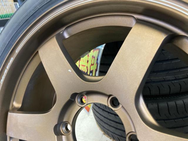 RAYS VOLK RACING TE37SB + YOKOHAMA PARADA PA03 225/50R18C 107/105H