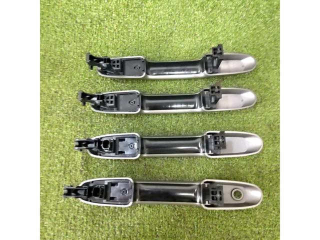 [Land Cruiser
250/TRJ250W
GDJ250W
TOYOTA
Genuine
Outer door handle
Set before and after