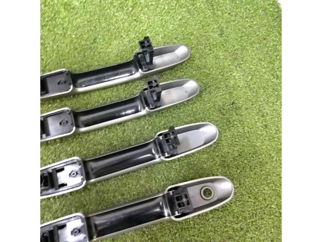 [Land Cruiser
250/TRJ250W
GDJ250W
TOYOTA
Genuine
Outer door handle
Set before and after