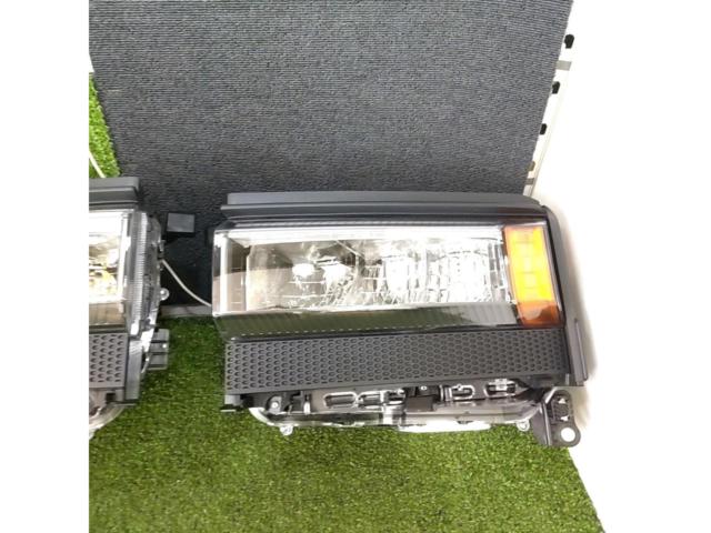 TOYOTA
Land Cruiser 250 genuine square headlights
Right and left