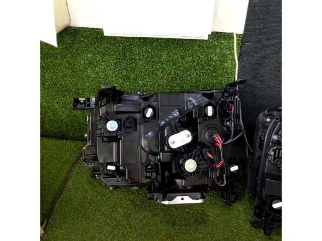 TOYOTA
Land Cruiser 250 genuine square headlights
Right and left