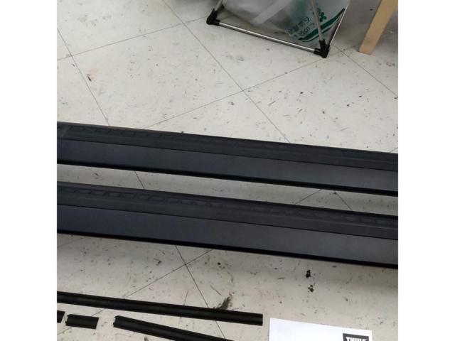 THULE  WingBar Evo TH7112+Evo Raised Rail TH7104 ベースキャリア