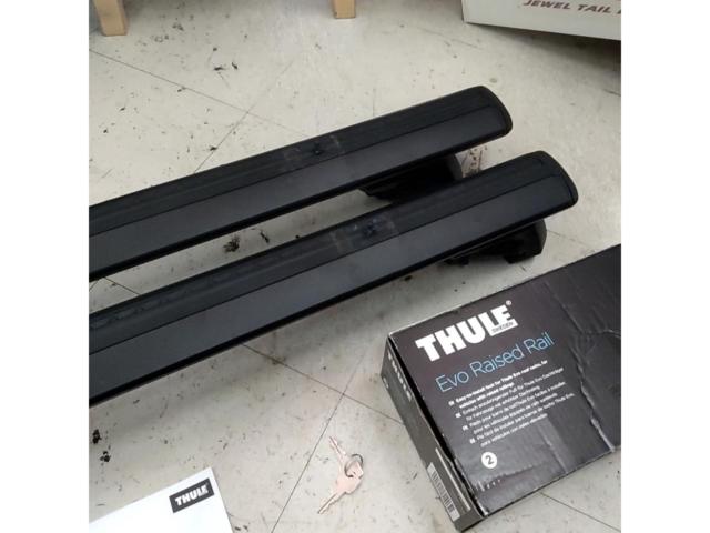 THULE  WingBar Evo TH7112+Evo Raised Rail TH7104 ベースキャリア