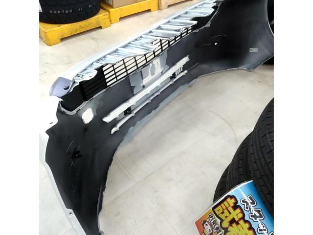 HONDA GT系フリード純正フロントバンパー