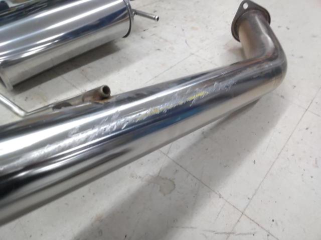 Unknown Manufacturer
Bullet-shaped muffler for Mark II/JZX100 series