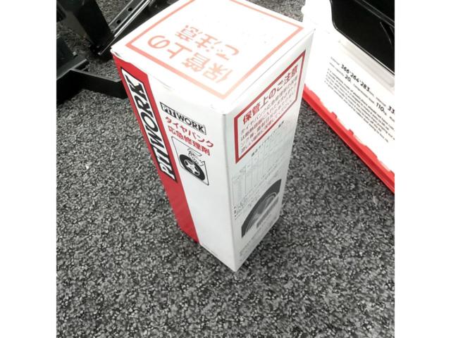 PITWORK タイヤパンク応急修理剤 385ml