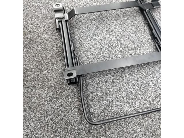 【ヴィッツ/130系 】カワイ製作所 シートレール RH【ヴィッツ/130系 】