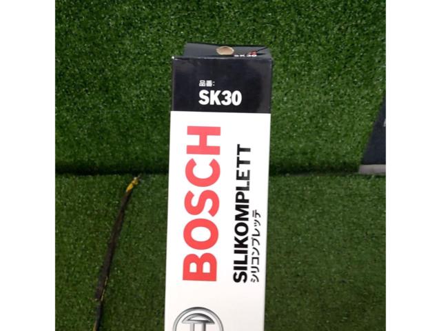 BOSCH SK30 国産車 シリコンプレッテワイパーブレード【長さ300mm】
