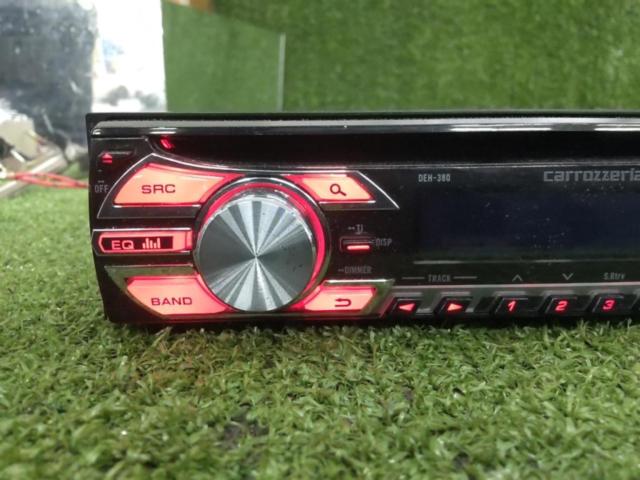 carrozzeria
DEH-380
CD / tuner main unit