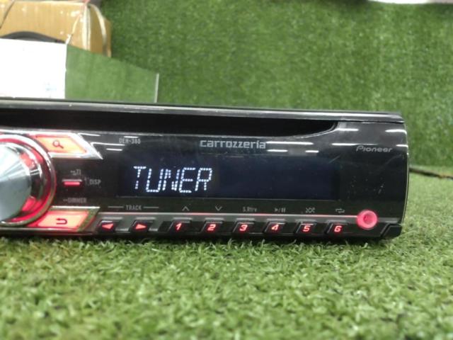 carrozzeria
DEH-380
CD / tuner main unit