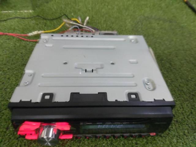 carrozzeria
DEH-380
CD / tuner main unit