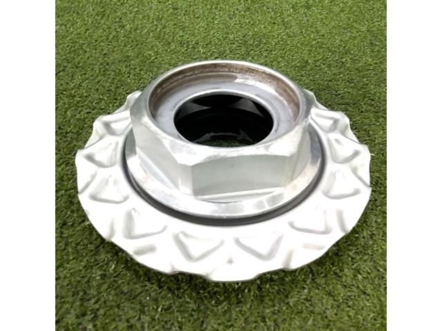 One ※ only
BBS
RS Waffle Plate
Removed 15-inch wheels