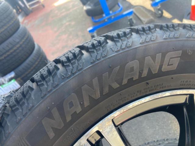 Lehrmeister BRANDLE 049B  + NANKANG ICE ACTIVA AW-1