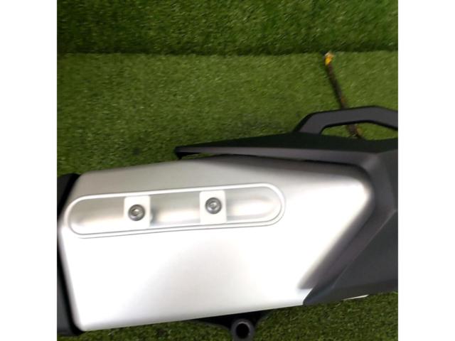 HONDA genuine
Muffler
ADV160