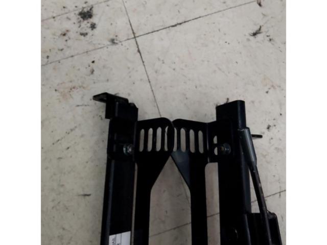 メーカー不明 サイド止め シートレール MR2 SW20型 運転席側 RH SUPER LOW SEAT RAIL ZT005