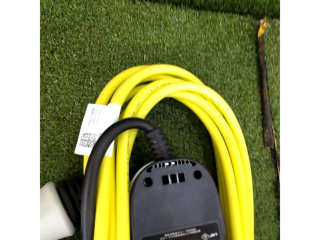 フォルクスワーゲン純正 充電ケーブル 35330073  1EA 971 675 S