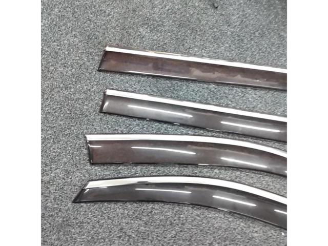 【エルグランド/E52】NISSAN 純正サイドドアバイザー 前後セット