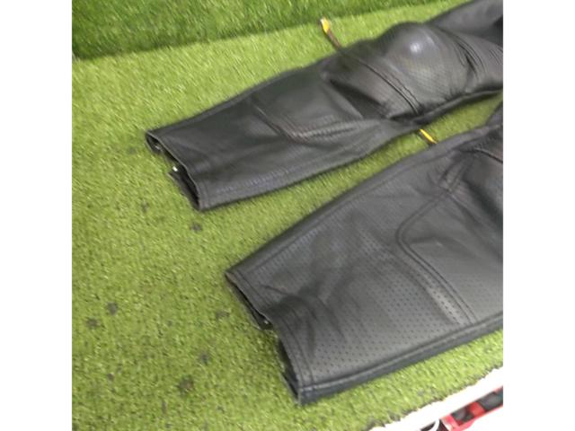 Size MR Staichi
Leather pants