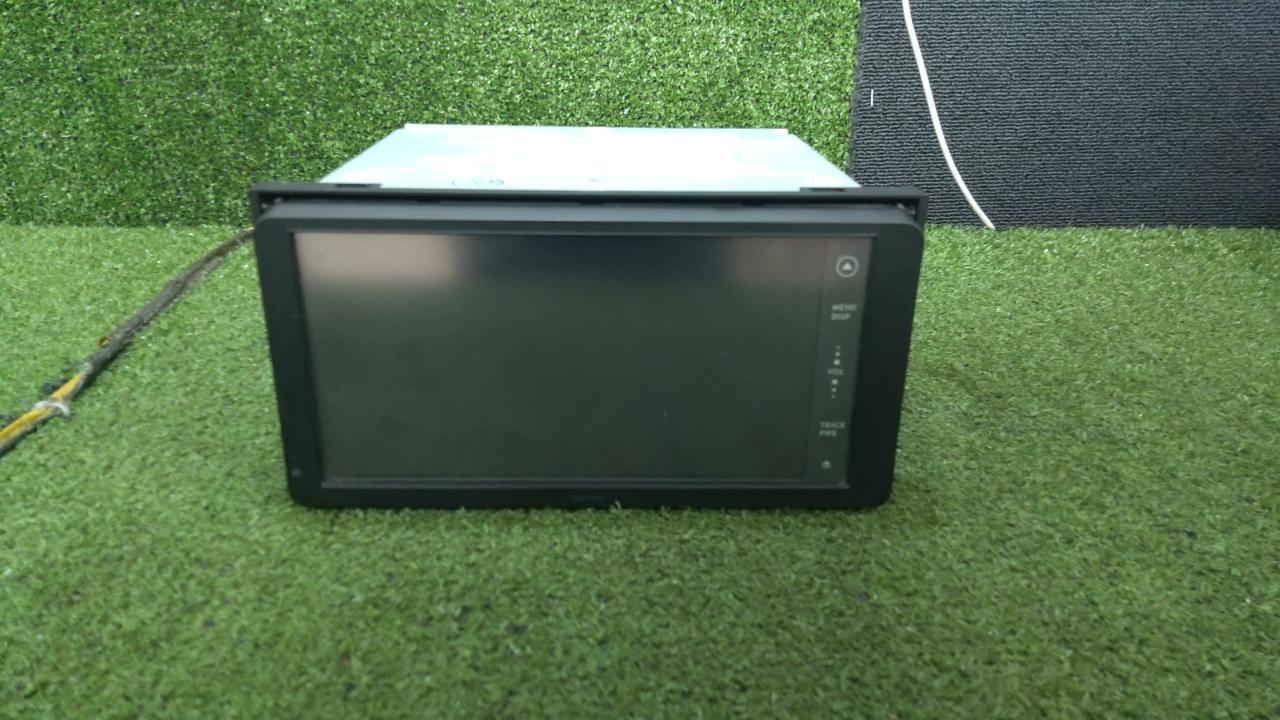 ※ DVD non-compliant
TOYOTA genuine
NSDD-W61