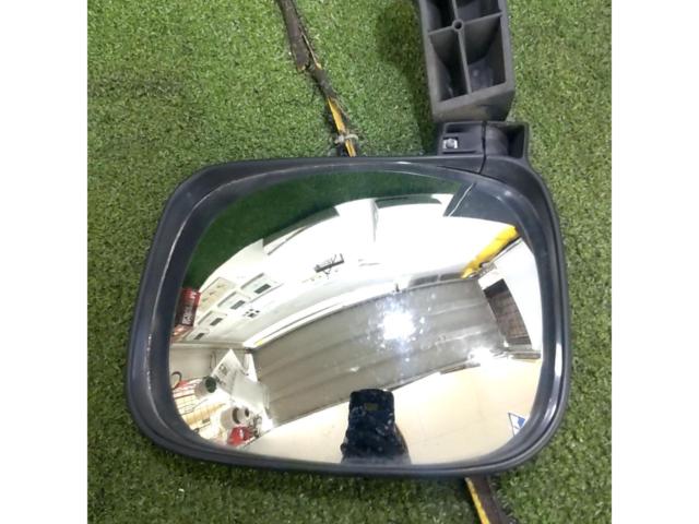 ワケアリ TOYOTA 200系ハイエース純正リアアンダーミラー