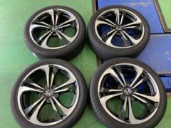 HONDA
CR-Z / ZF1
Late original aluminum wheel
+
YOKOHAMA
BluEarth-GT
AE 51