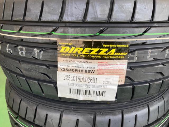 DUNLOP DIREZZA DZ102 225/40R18 88W