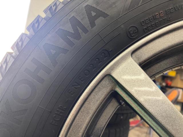 YOKOHAMA
STANDARD
WHEEL
GRASS
ZX
+
YOKOHAMA
ice
GUARD
iG60