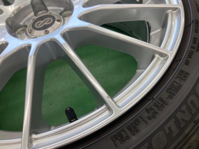 ENKEI Racing RS05 + DUNLOP DIREZZA DZ102