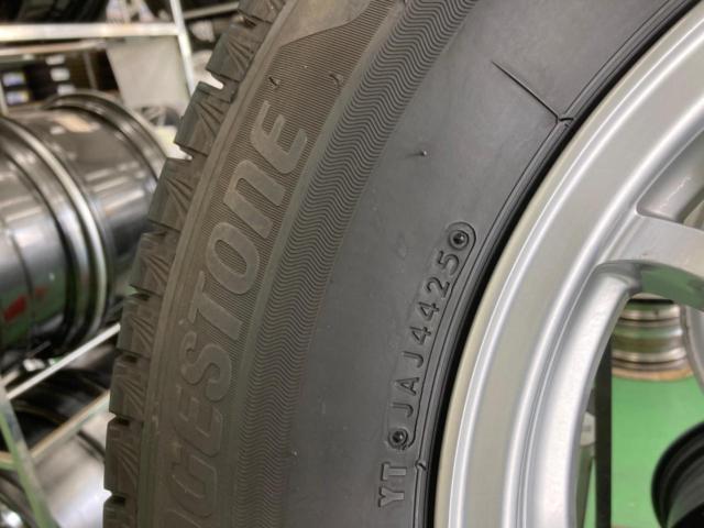 weds (Weds)
KEELER (Keeler)
FORCE
+
BRIDGESTONE (Bridgestone)
BLIZZAK
VRX3
205 / 70R15