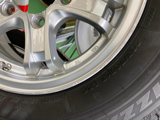 weds (Weds)
KEELER (Keeler)
FORCE
+
BRIDGESTONE (Bridgestone)
BLIZZAK
VRX3
205 / 70R15