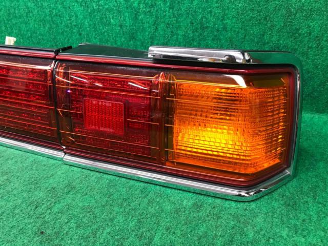 わけあり トヨタ GZG50 センチュリー 後期 LEDテール + バックカメラ付きセンターガーニッシュ