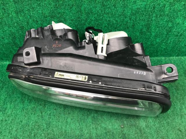 【右側】トヨタ GZG50 センチュリー 後期 HIDヘッドライト STANLEY 40-24