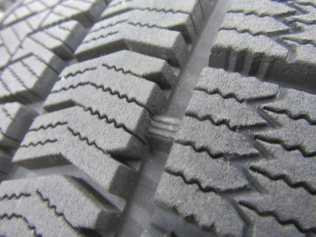 スバル純正(SUBARU)  GPインプレッサ純正  + BRIDGESTONE(ブリヂストン) BLIZZAK VRX2