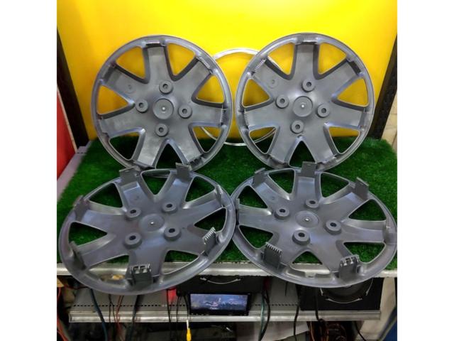 メーカー不明 13インチ ホイールキャップ