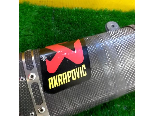 AKRAPOVIC
Slip online
Carbon Honda
CBR 250 RR / MC 51
2017-2025