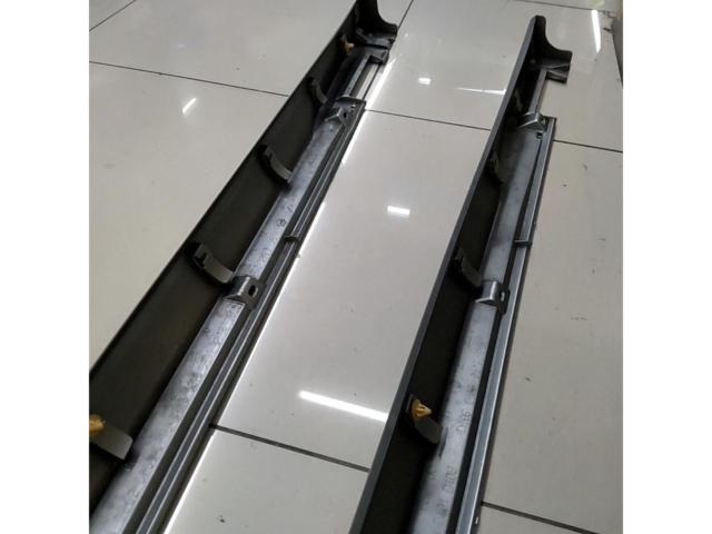Daihatsu
MOVE
L175S
Genuine side step
Right and left