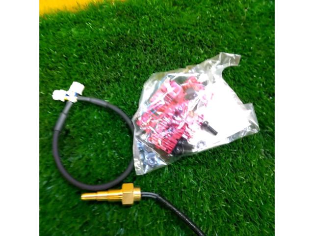 D'efi
Defi-Link
Meter
ADVANCE
BF
Water temperature gauge
DF10503
+
Defi-Link
Control
Unit
II
*Switch only